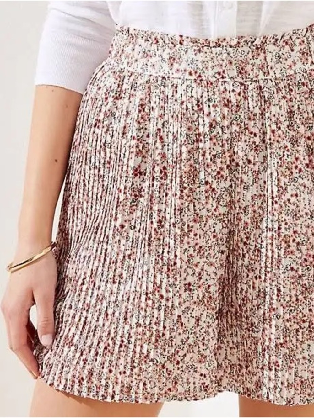 LOFT Petites Pleated Floral Accordion Shorts
